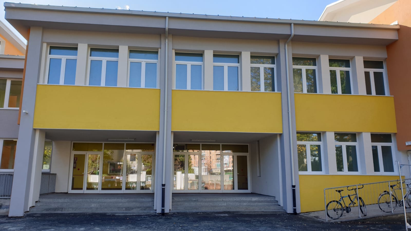 Fronte Ada Negri